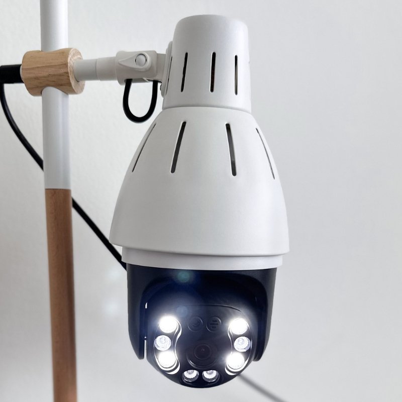 Smart Lightbulb Camera stand